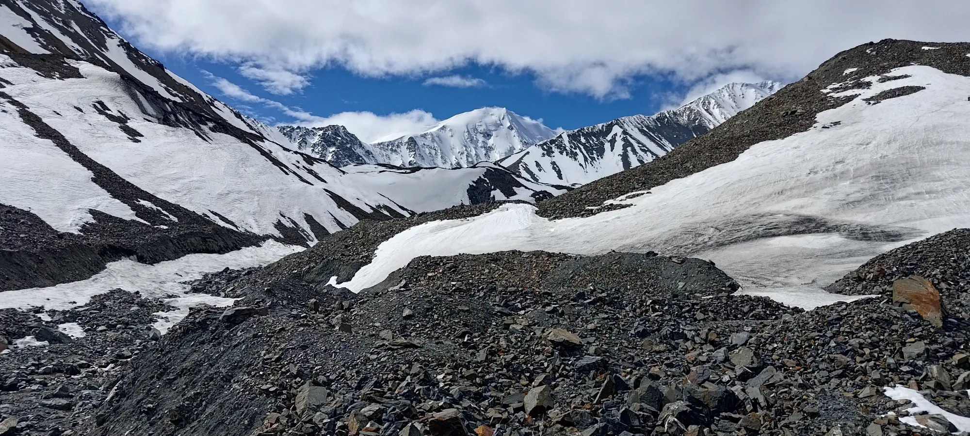 Mount Archibald (Yukon) - Ski Descent (N Glacier) - May 17 2025