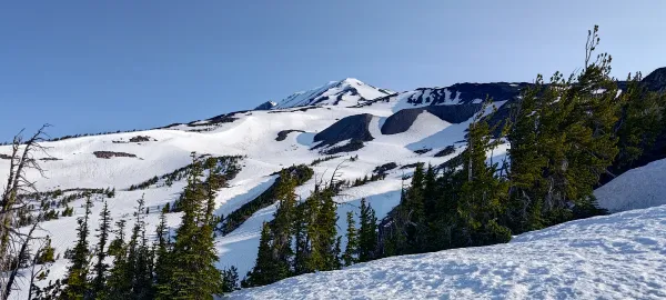 Mount Adams (Washington) - June 1 2025